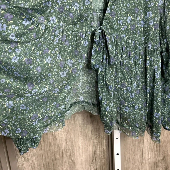 Free People Babydoll Top Mesh Balloon Sleeves Ties in the Back Floral Print Sz S - Picture 9 of 11